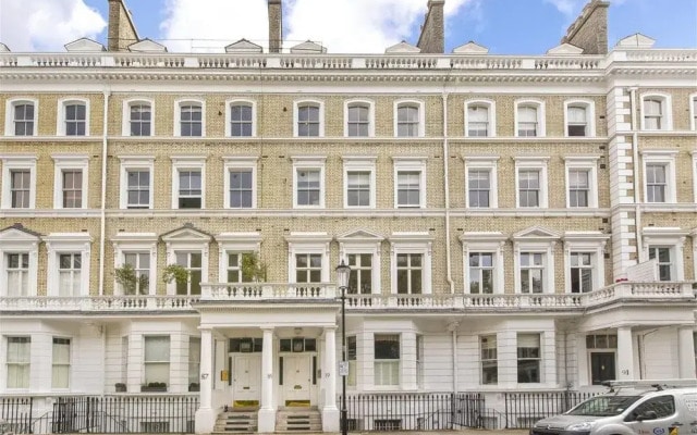 catalogImage