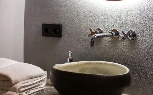 #stayhere - Historic Vilnius Old Town Chic Studio