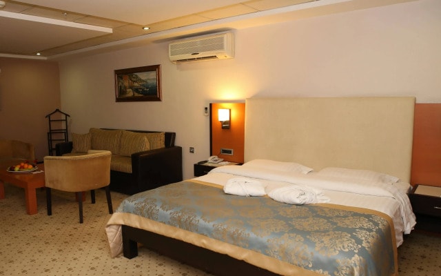 Zoe Boutique Hotel