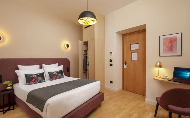 9Hotel Cesari