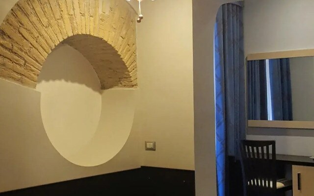 Clarin Hotel