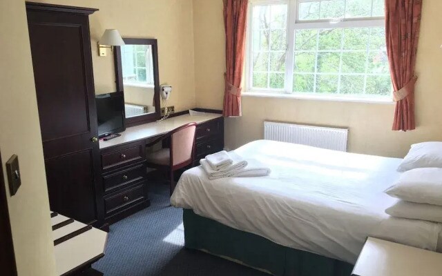 Cedar Tree Hotel