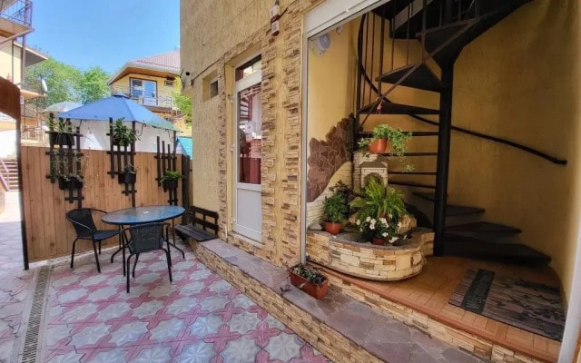 Guest House Dzhemete Pelikan