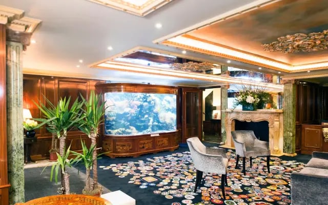Mayfair House