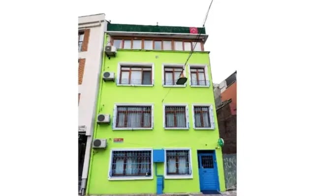 Green Life Apart Hotel