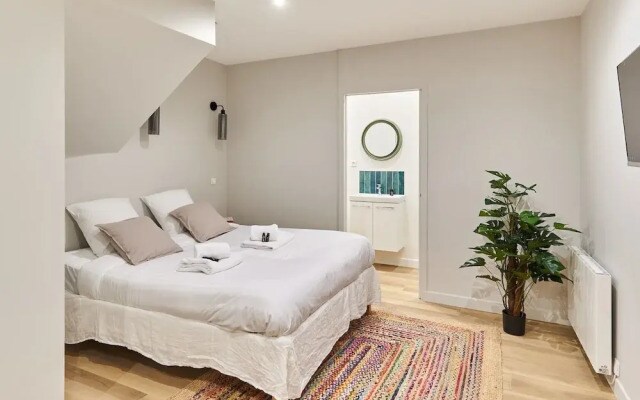 Charming Apartment Center of Paris by Studio Prestige