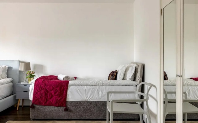 6 bedroom LUX House Next to Hyde Park Marble Arch