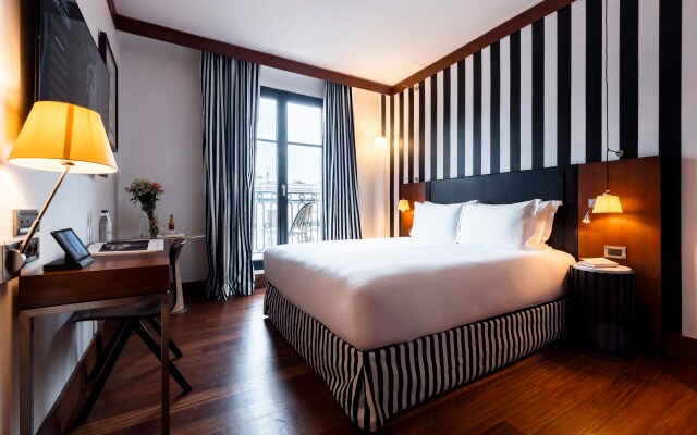 Grand Hotel Champs-Elysees