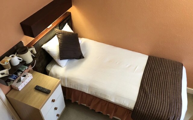 Grove End Hotel
