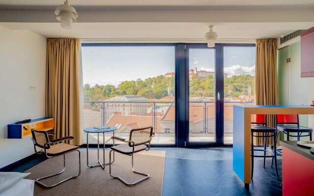 Hotel Avion - NKP - WORLD MONUMENT