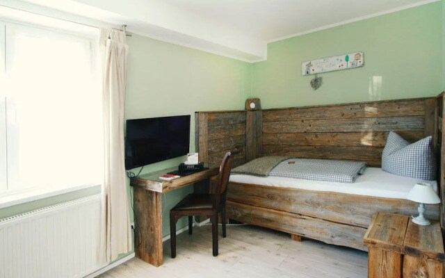 ARRIVEL Pension Haus am Bach