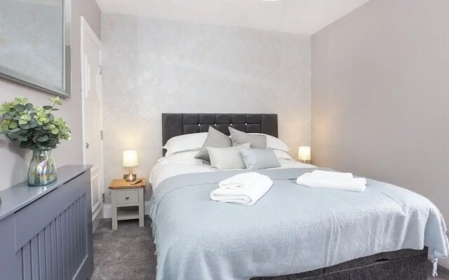Priory Street Apartment 2