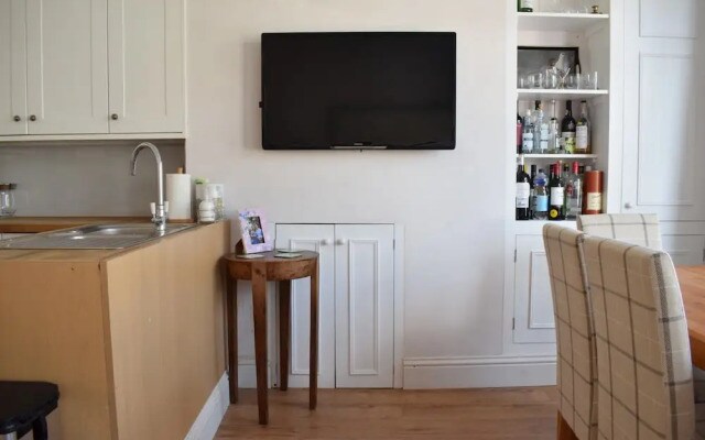 Fulham 3 Bedroom Apartment
