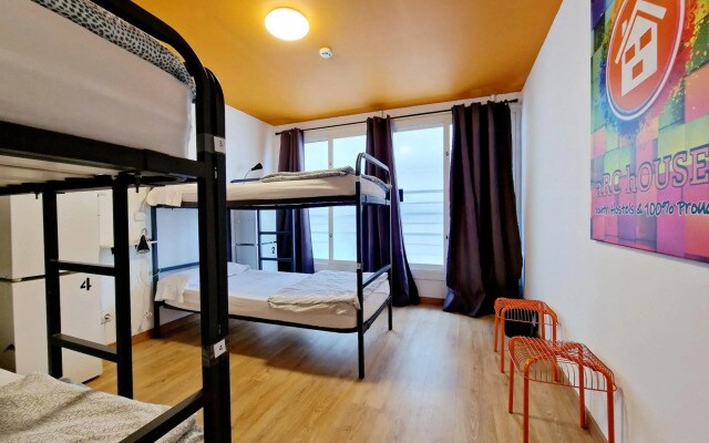 Отель Arc House Barcelona