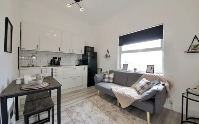 Modern City Apartment in London