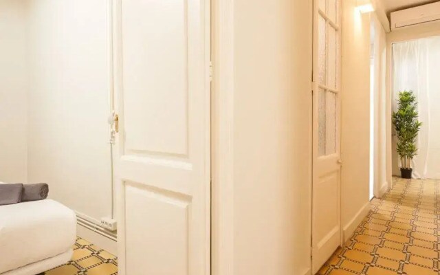 Centric Apartment Gaudi