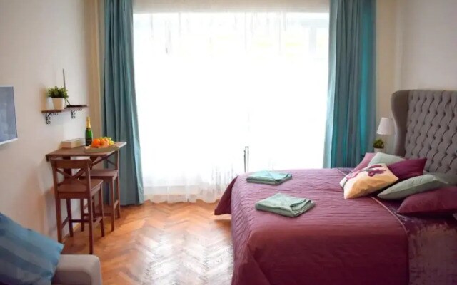 AIRSTAY PRAGUE Romantic apartments Karlin