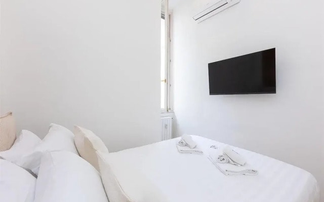 Rental in Rome Mellini View Apartment