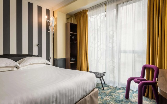 Archetype Etoile Hotel