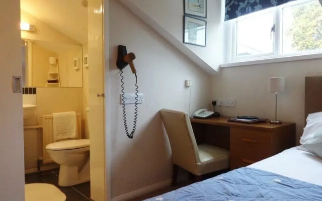 Holgate Hill Hotel