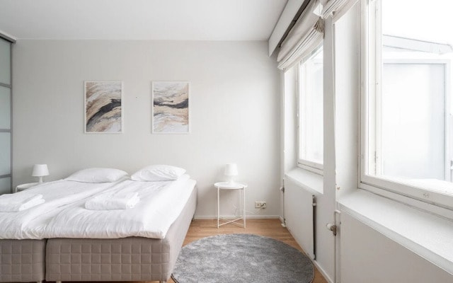1BR with Sauna, Rooftop Terrace & Amazing Views