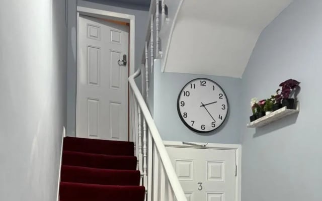 Studio - Sleeps 2 - Parking - Close to Paddington