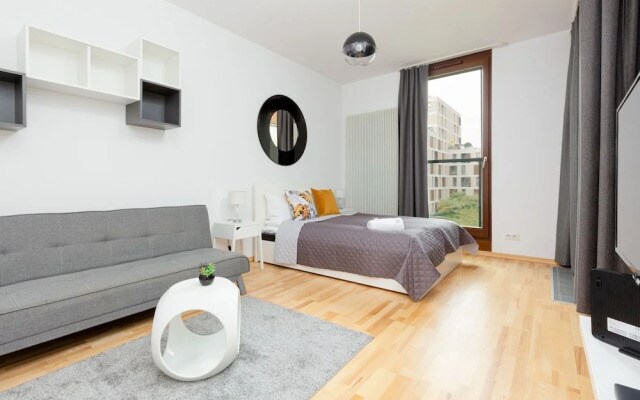 Studio Kolejowa Warsaw by Renters
