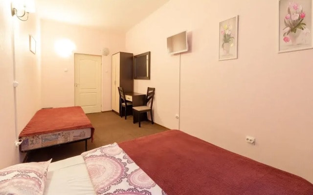 6 Rooms Mini-Hotel - Hostel