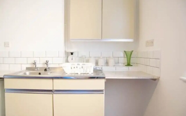 Vibrant 3 Bedroom House in Holloway
