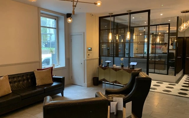 Отель Euston Square