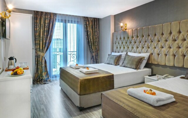 Grand Pamir Hotel
