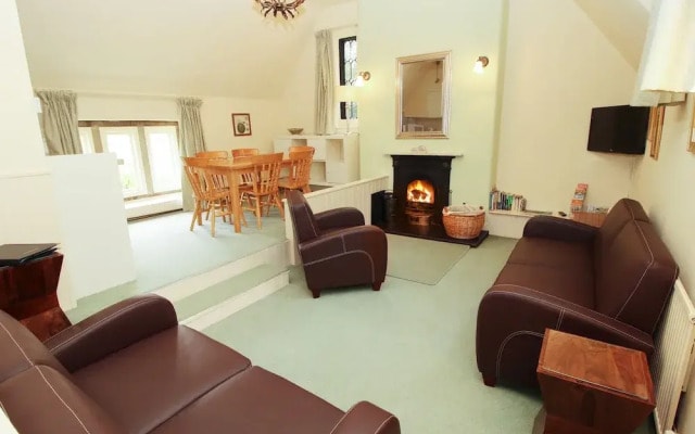 Hall Cottage