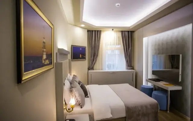 Bonne Sante Hotel