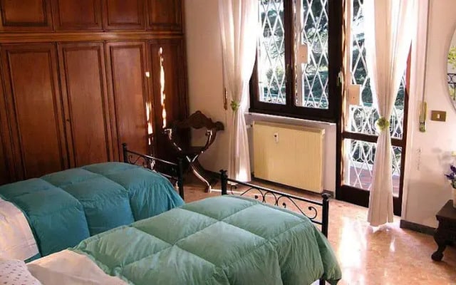 Rome In Green Apartment