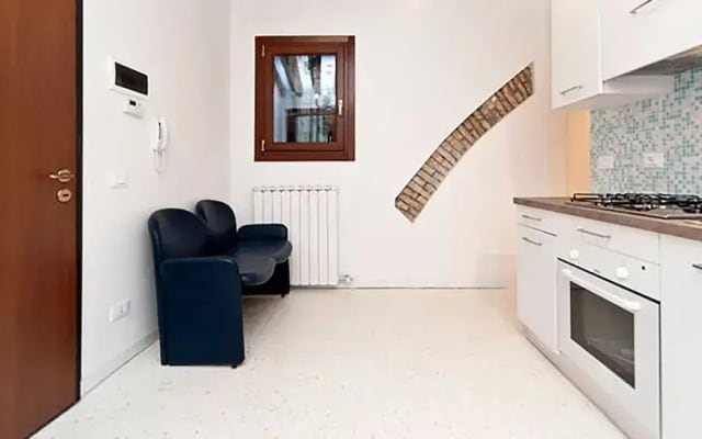 San Polo Apartment by Ca-sa Check