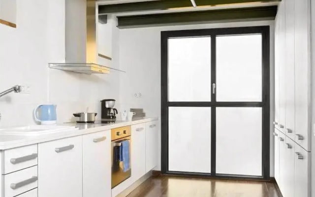 FGA Bach Apartments