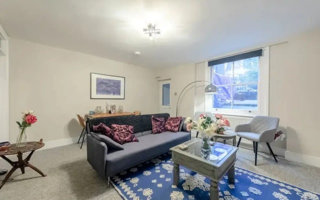 Spacious 1 Bedroom Garden Flat Near King's Road