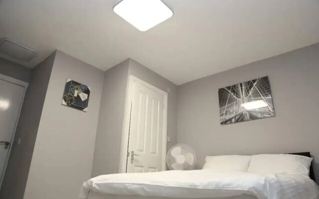 Room in House - Aa Guest Room5