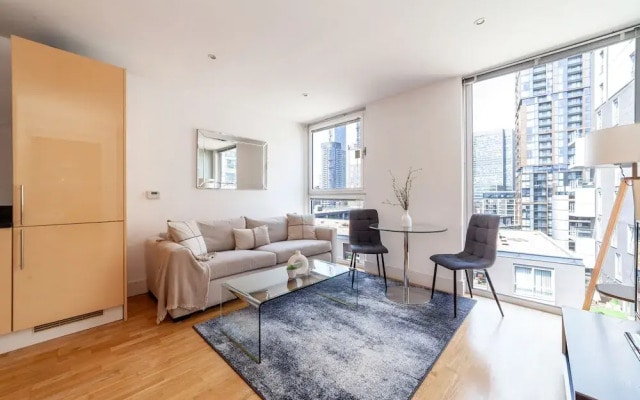 The Canary Wharf Apartments