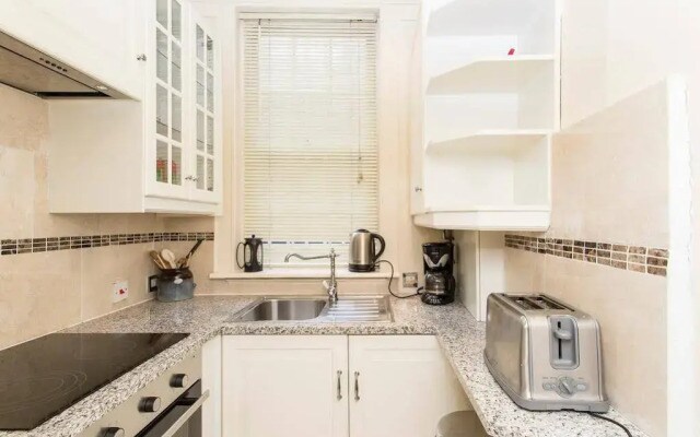 London Dream House - Historic Soho House