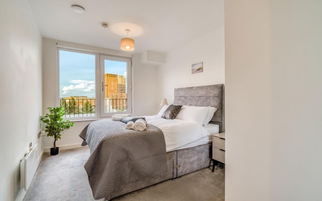 Apartment 422
