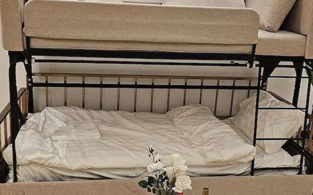 UG Neubau City Wohnung (optional Pool+Gym+2tes Bad extra buchbar)