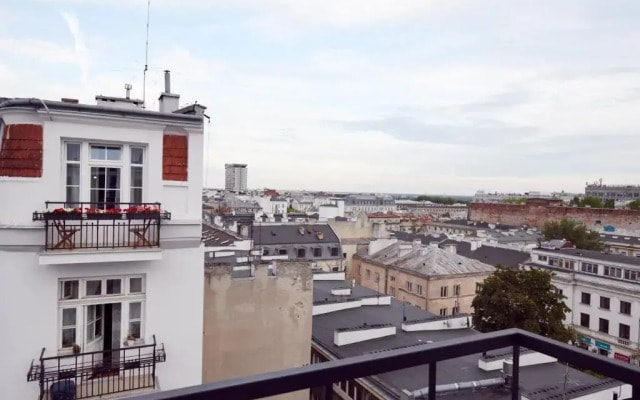 Apartment Warsaw Gorskiego by Renters