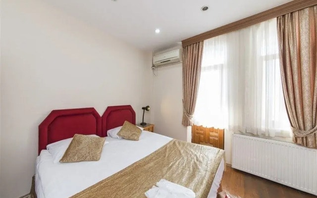 Hotel Deniz Konak