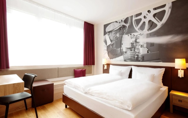 Vienna House Easy München