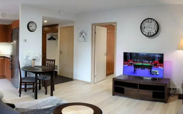 Royal Apartment C. R. Jakobsoni 7