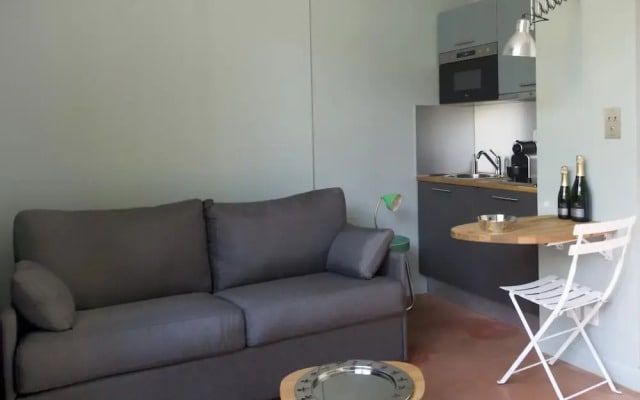 Helzear Rive Gauche Apartments