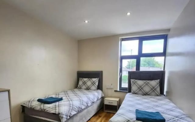 133 A Park Road Stretford