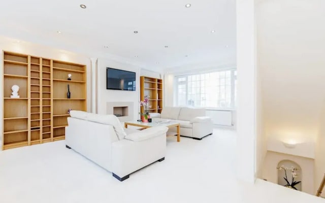 Beautiful House in Heart of Mayfair