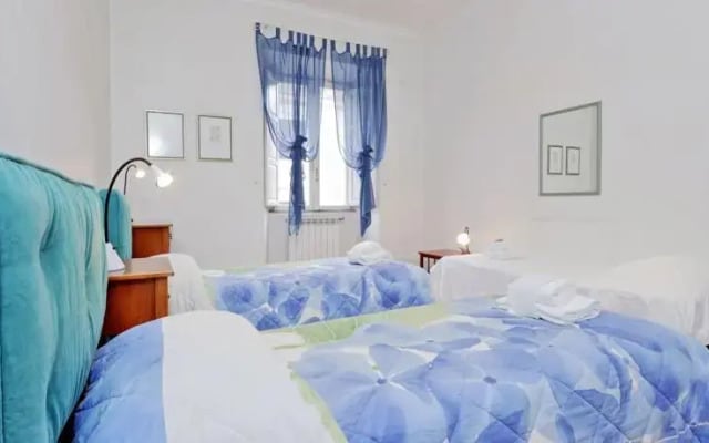 Castro Pretorio Halldis Apartments